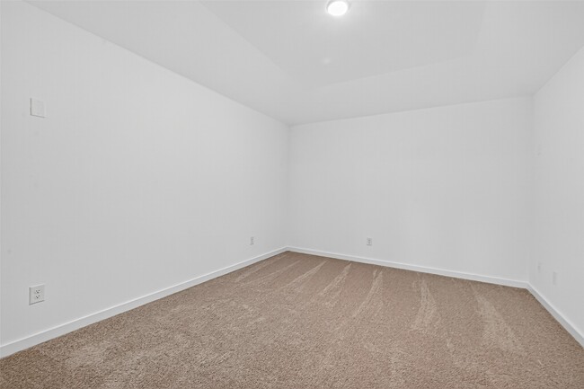 Building Photo - 10934 White Mist Dr