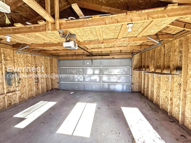 Building Photo - 3221 W 26th Ave