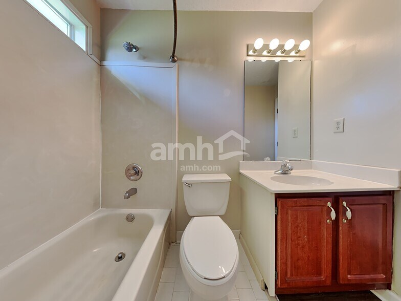 Building Photo - 8315 Dunnan Cv