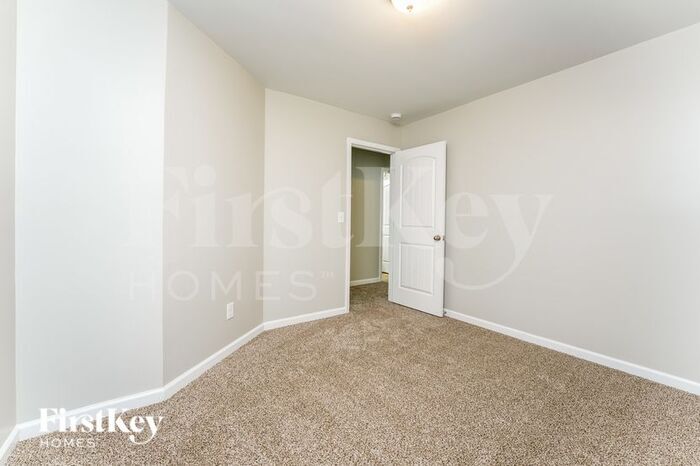 Building Photo - 496 Grenier Terrace NE