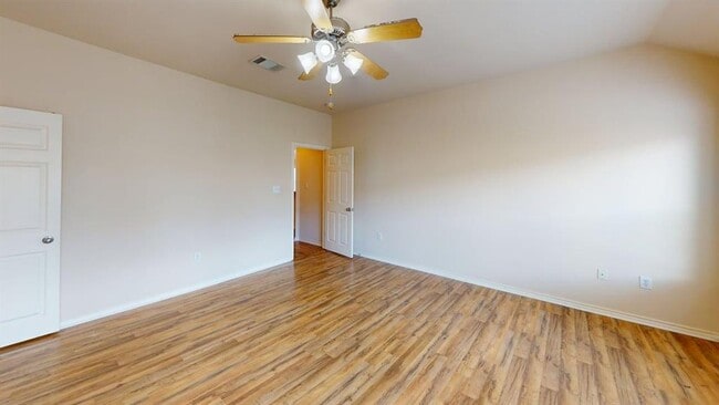 Building Photo - 2816 Mission Tejas Dr