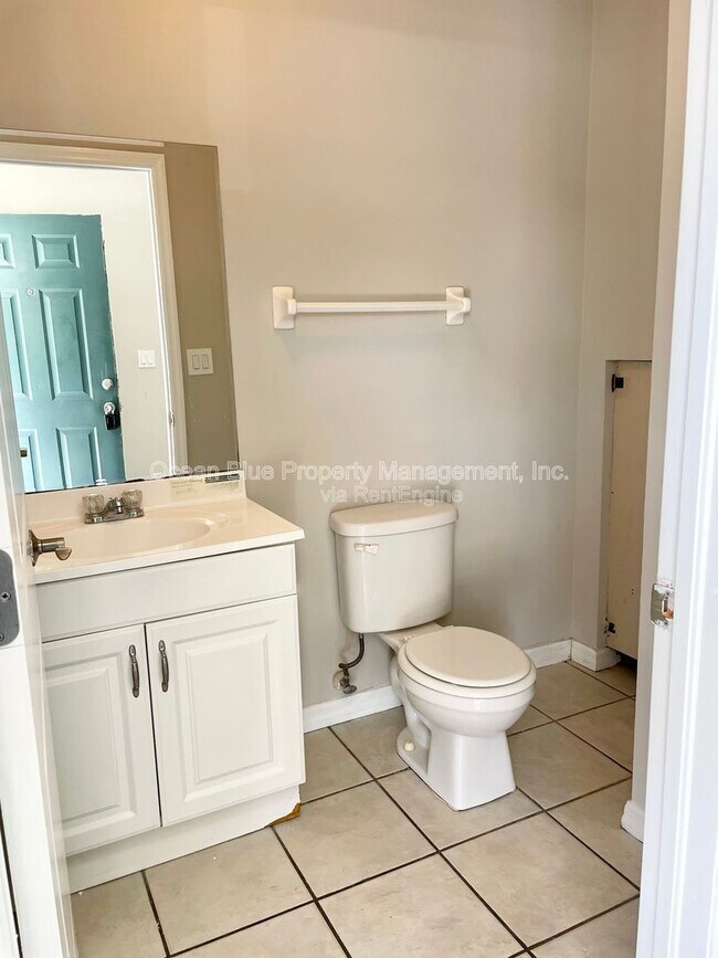 Building Photo - 3607 W Idlewild Ave