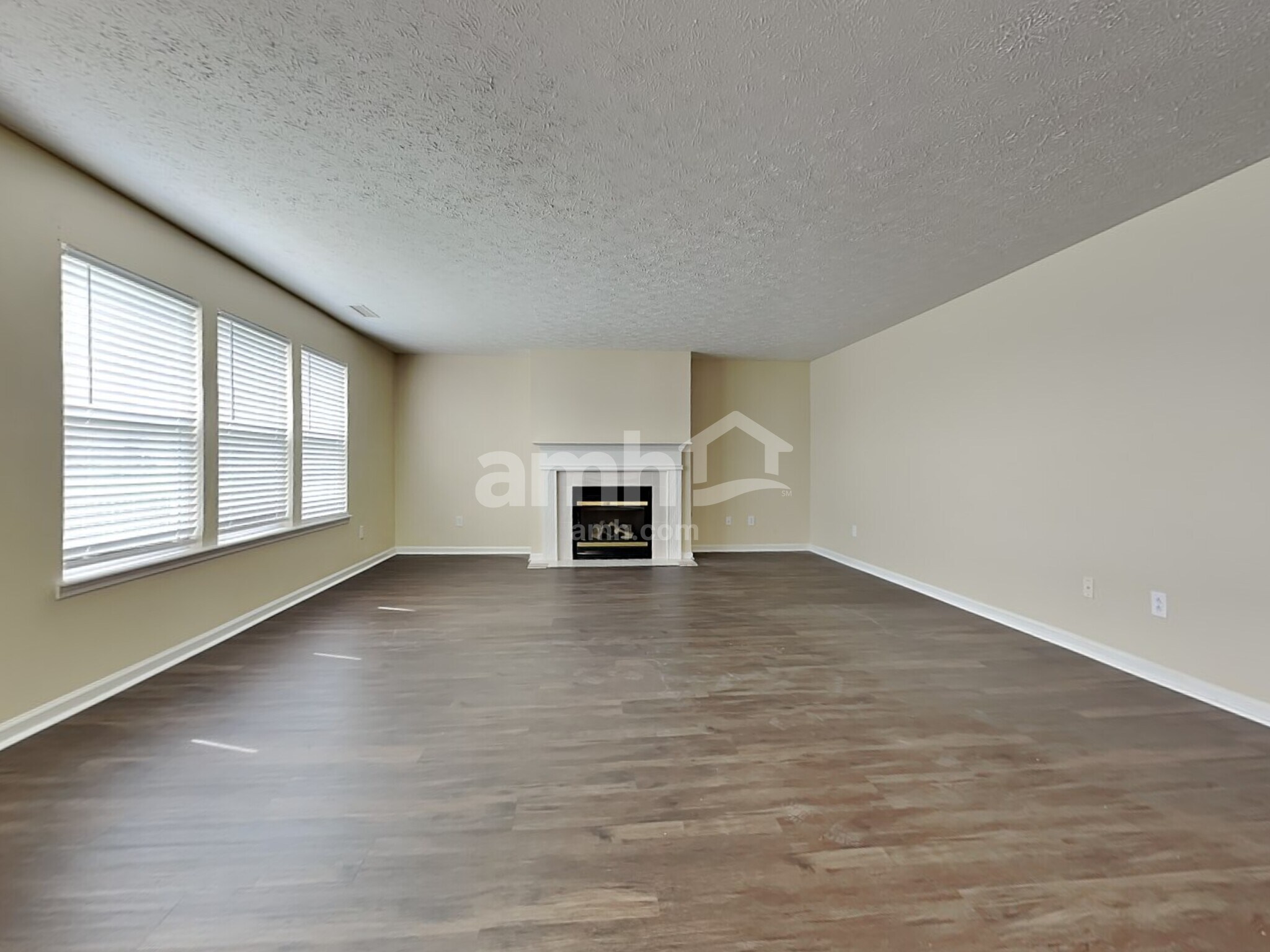 Building Photo - 5813 Columbia Cir