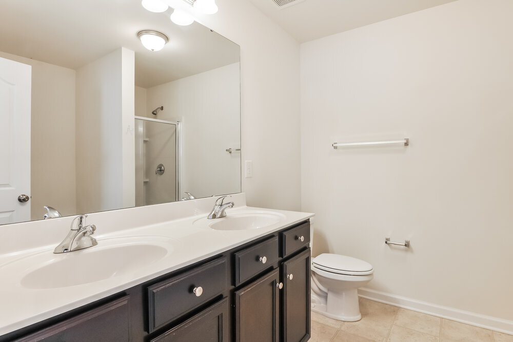 Building Photo - 4010 Watsonia Dr