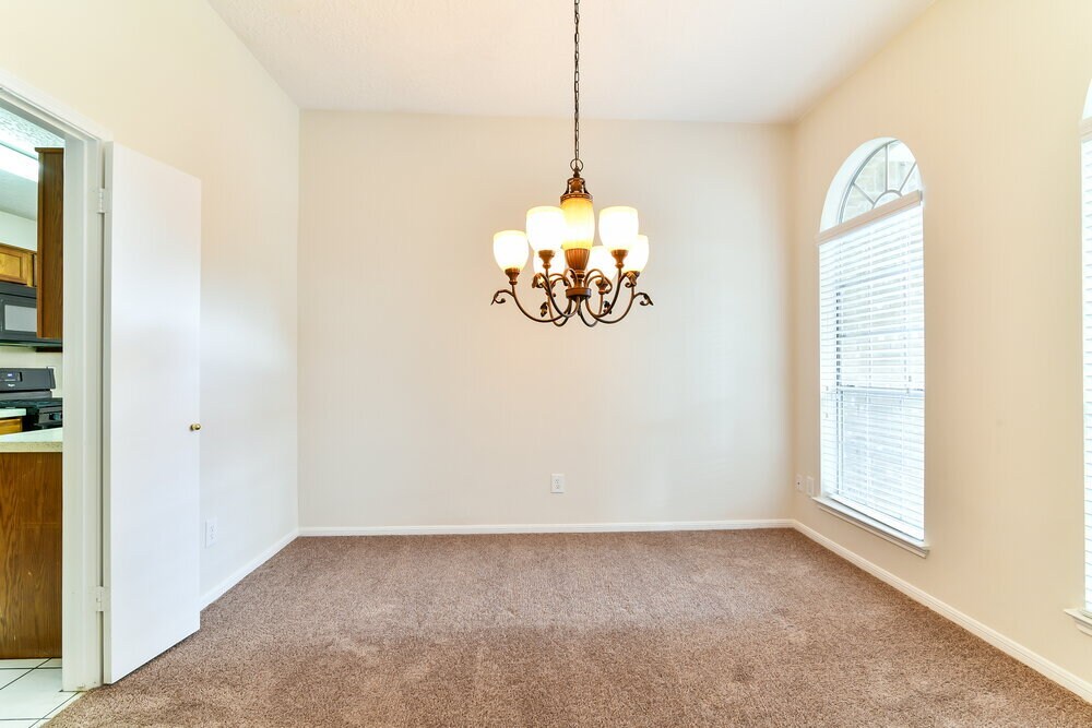 Building Photo - 17606 Glenwolf Dr