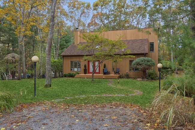 Building Photo - 15 Mt Misery Dr