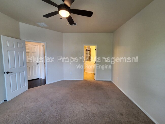 Building Photo - 11423 Sea Gull Ct
