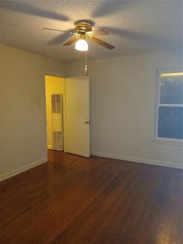 Building Photo - 3015 Avon St