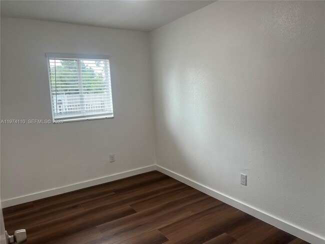 Building Photo - 21321 SW 99th Ct