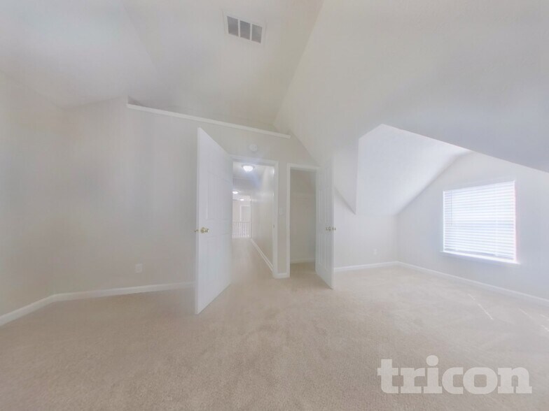 Building Photo - 5730 Wellborn Creek Dr