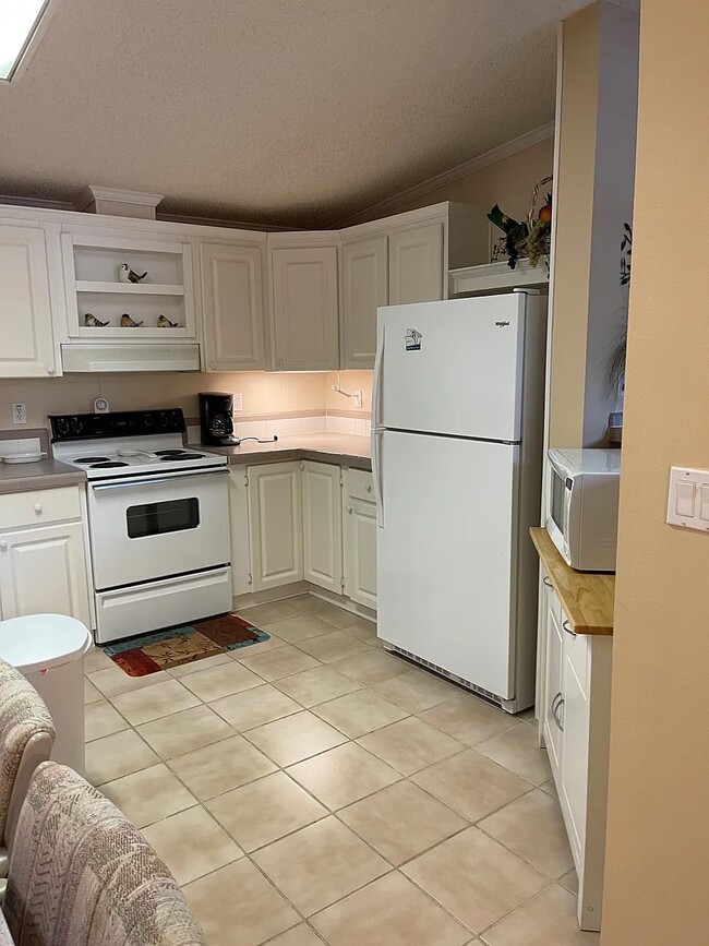 Building Photo - 11040 Mesquite Dr