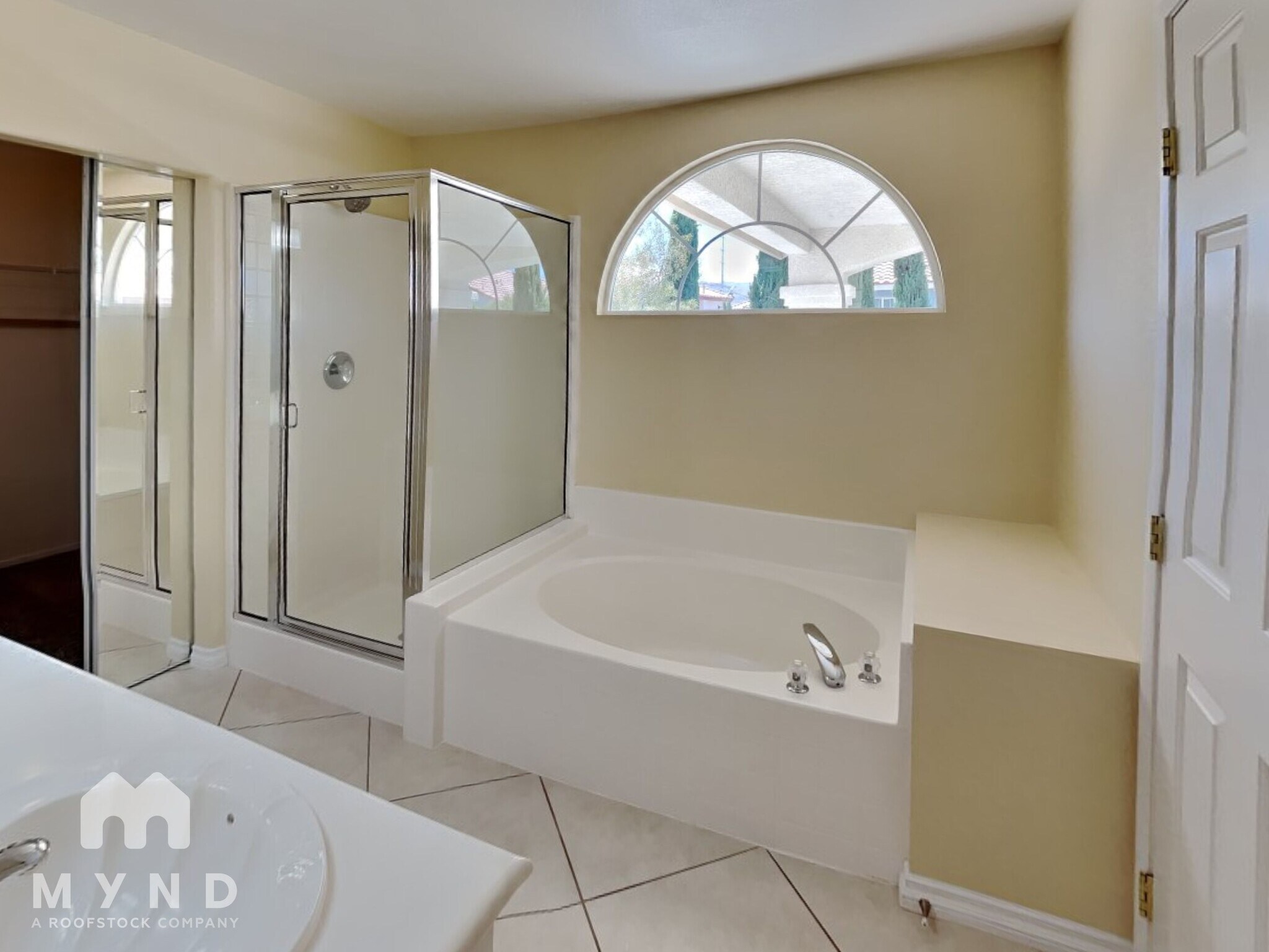 Building Photo - 5853 Tarpon Glade Ct