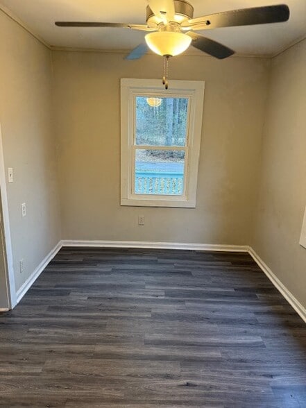 Building Photo - 102 Indian Creek Dr