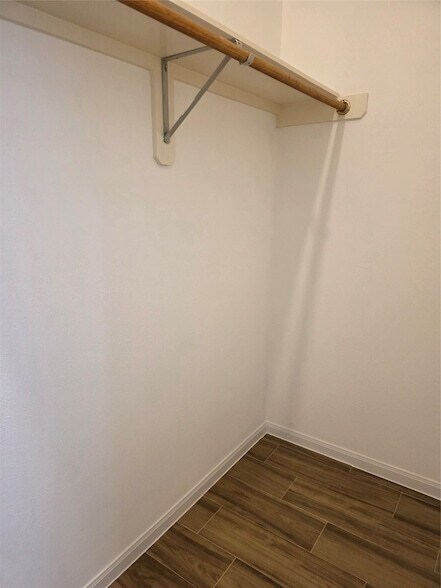 Building Photo - 14925 Cypress Ridge Grove Ln