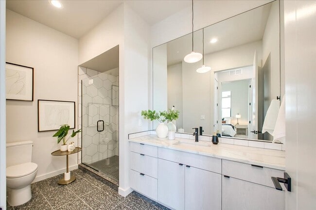 Building Photo - Absolutely! This home offers the perfect blend of luxury, convenience, and comfort.