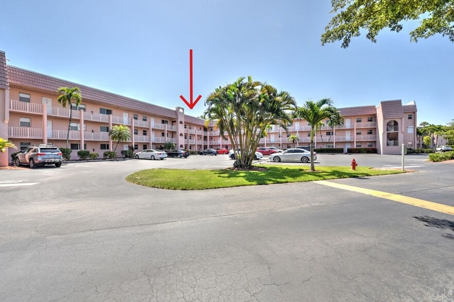 Building Photo - 170 Turtle Lake Ct