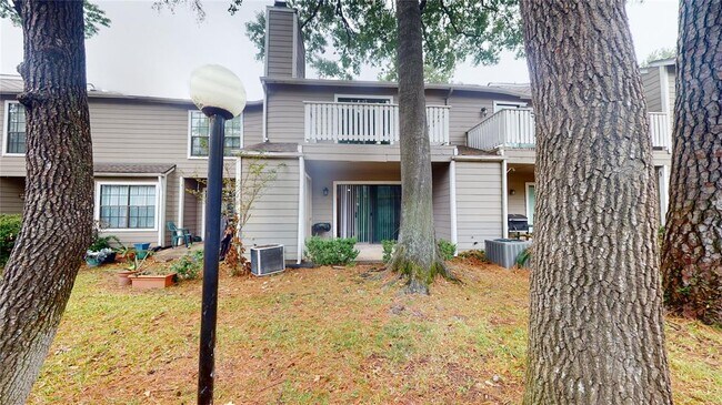 Building Photo - 14911 Wunderlich Dr