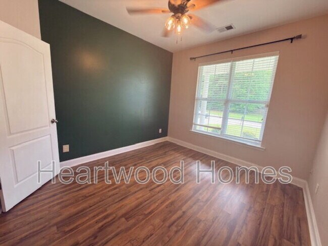 Building Photo - 249 Blythe Creek Dr