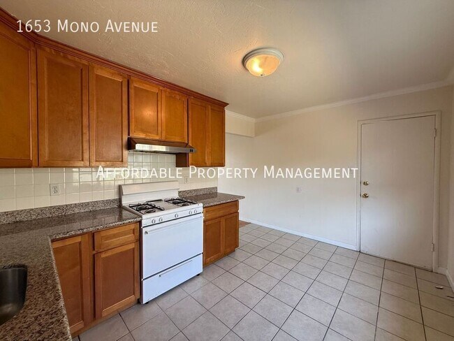Building Photo - 1653 Mono Ave