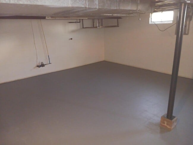 Building Photo - 2212 Kirk Rd
