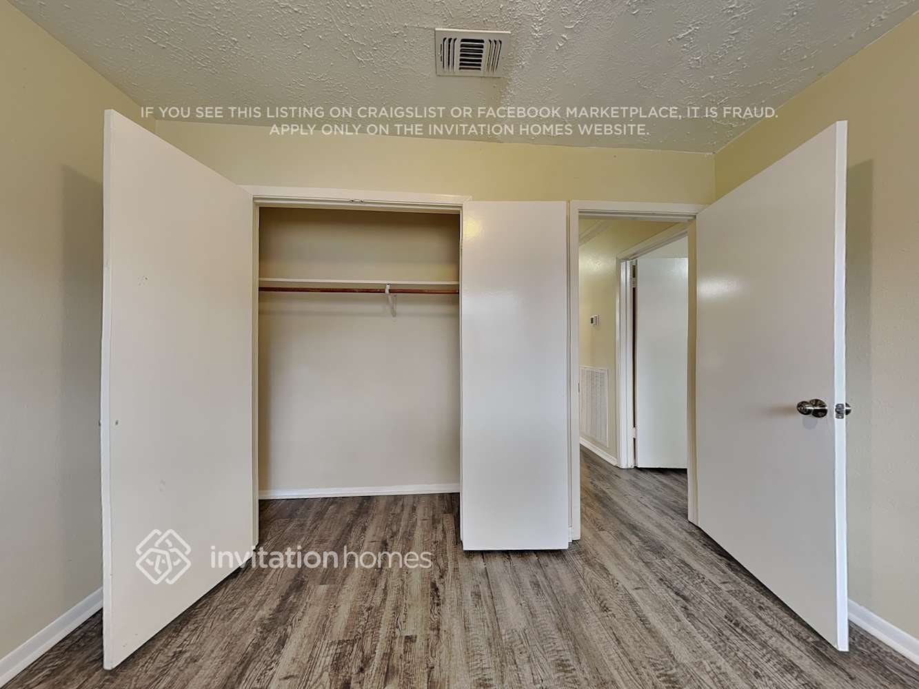 Building Photo - 14234 Montaigne Dr