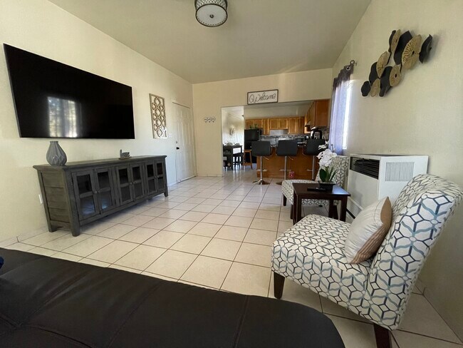 Building Photo - 3441 11th Ave