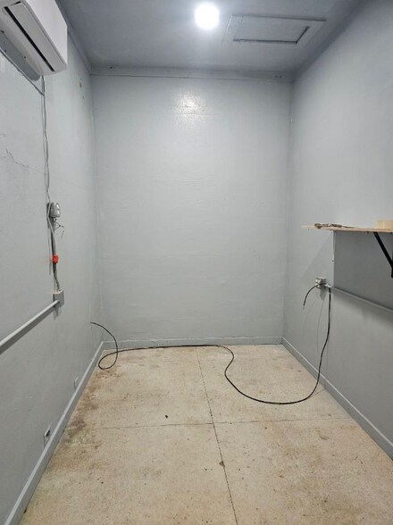 Building Photo - 1801 S Business 45