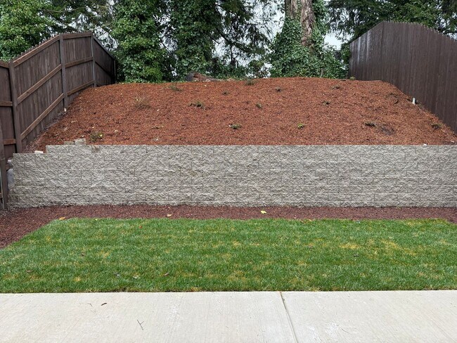 Building Photo - Beautiful Three Bedroom New Construction Home For Rent