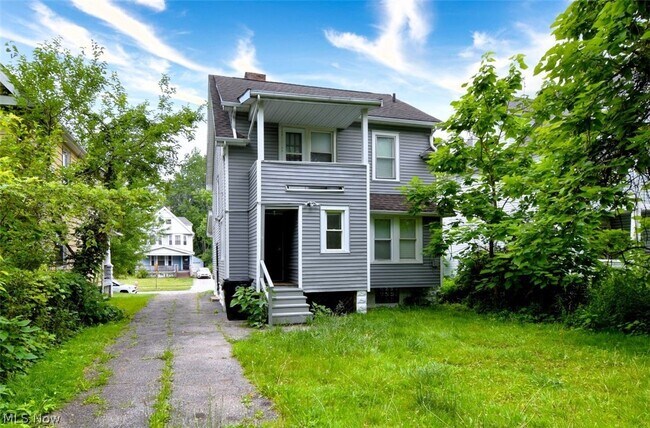 Building Photo - 3369 E 139th St