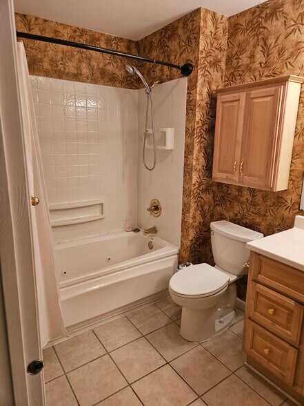 Building Photo - 465 Pebble Creek Dr