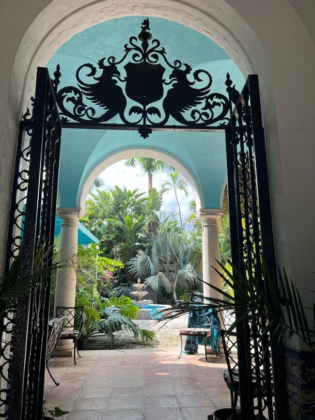 Building Photo - 80 Middle Rd