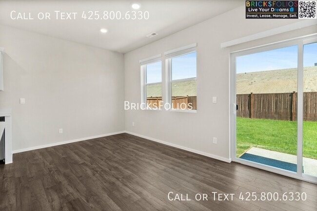 Building Photo - 1342 SW Pendleton Way