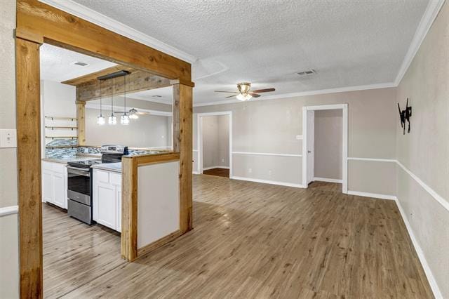 Building Photo - 616 Bellevue Dr