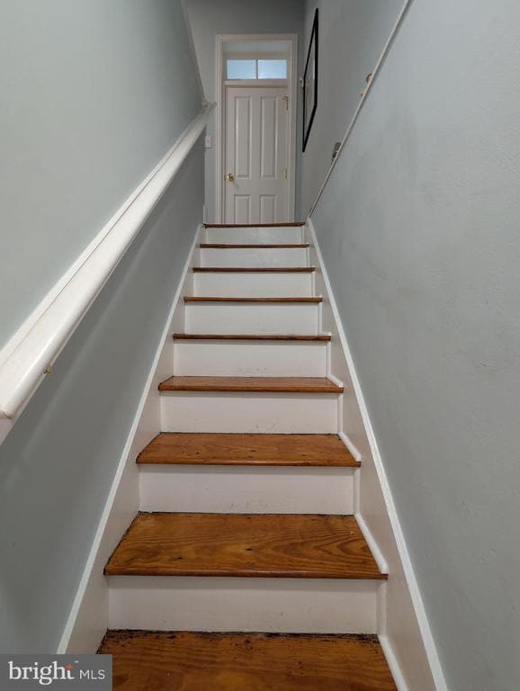 Building Photo - 146 W Patrick St