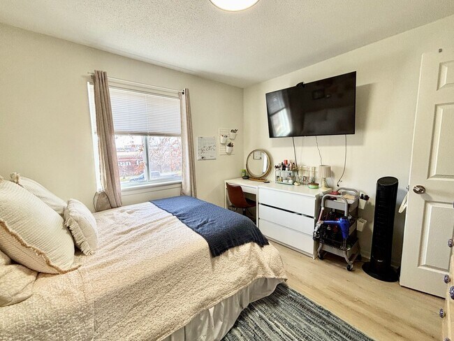 Building Photo - Westport Landings