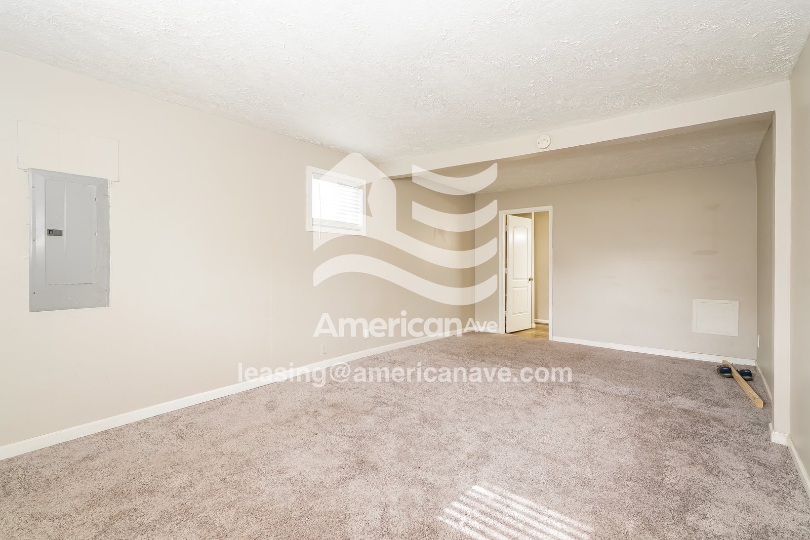 Building Photo - 1629 Knox St