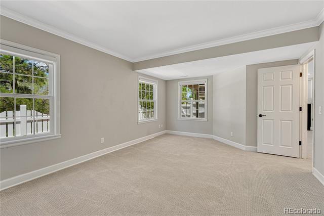 Building Photo - 9885 Greensview Cir
