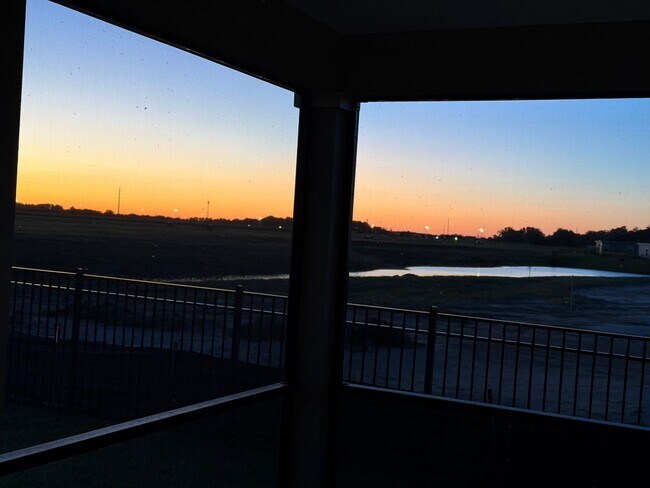 Building Photo - Brand-New Home for Rent in Beautiful Granary Park