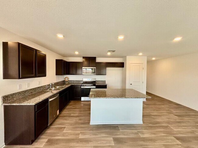 Building Photo - Brand New 4BR + Loft | 2-Car Garage