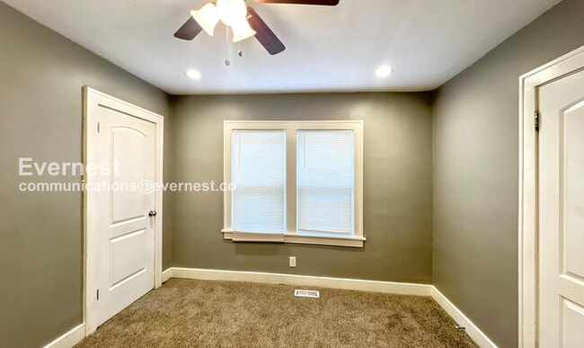 Building Photo - 3421 Indiana Ave