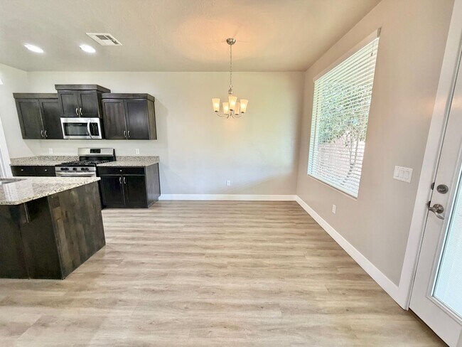 Building Photo - 5973 S Kastra Ln