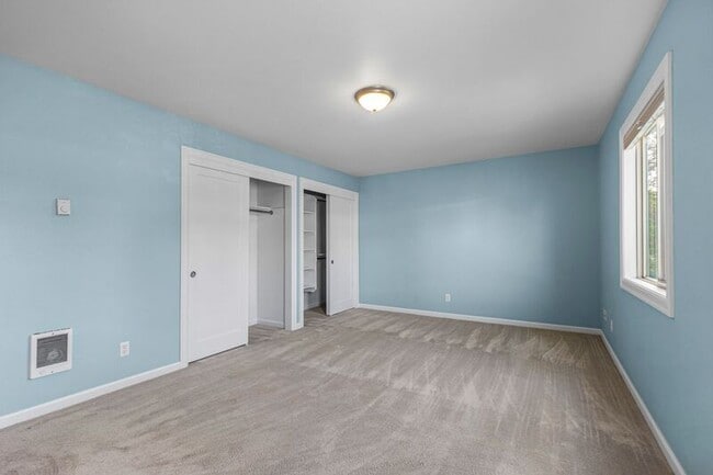 Building Photo - 3618 SW Multnomah Blvd