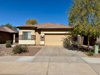 Building Photo - 4 Bedroom/3 Bath Single Level Home in Litchfield Park