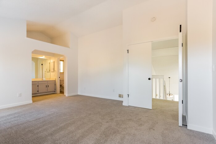 Building Photo - 14861 E Wagontrail Pl