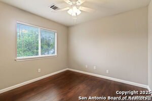 Building Photo - 7514 Acorn Bend Dr