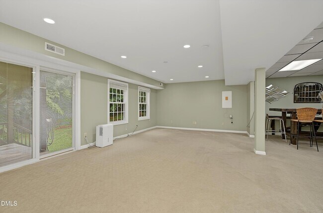 Building Photo - 106 Dilworth Ct
