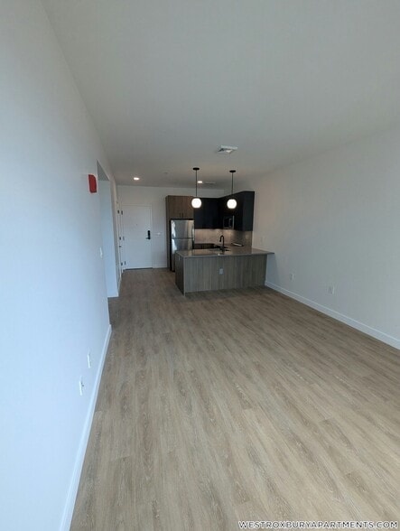 Building Photo - 199 Gardner St