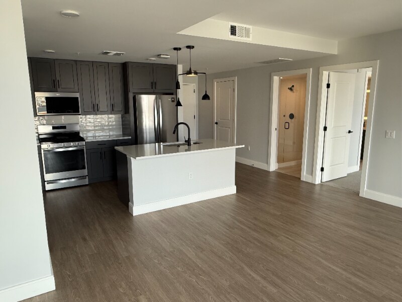 Building Photo - 1840 Market St