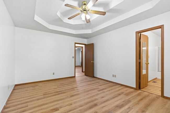 Building Photo - Nixa 3 bed 2 bath 2 car garage home!