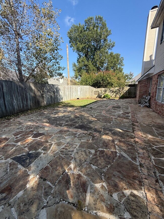 Building Photo - Rental Property